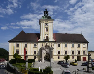 Entrada do mosteiro de Lambach