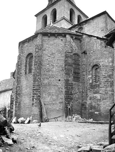 Igreja de Montsalvy — abside