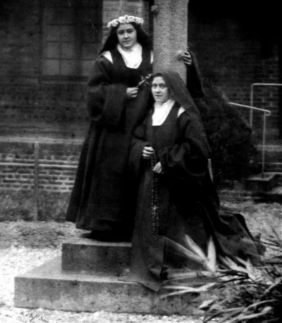 Teresinha e a irmã Céline Martin (1895)