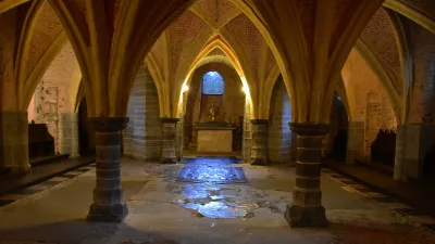 Cripta da Basílica de Saint-Hubert